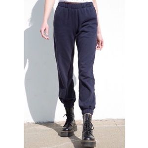 Brandy Melville Rosa Sweatpants